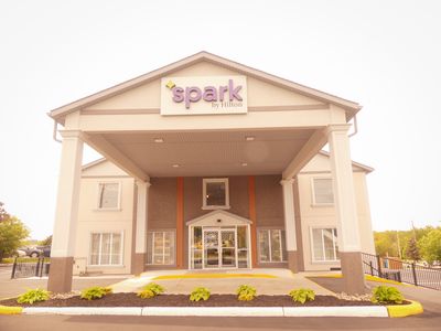 Spark by Hilton Woodstock